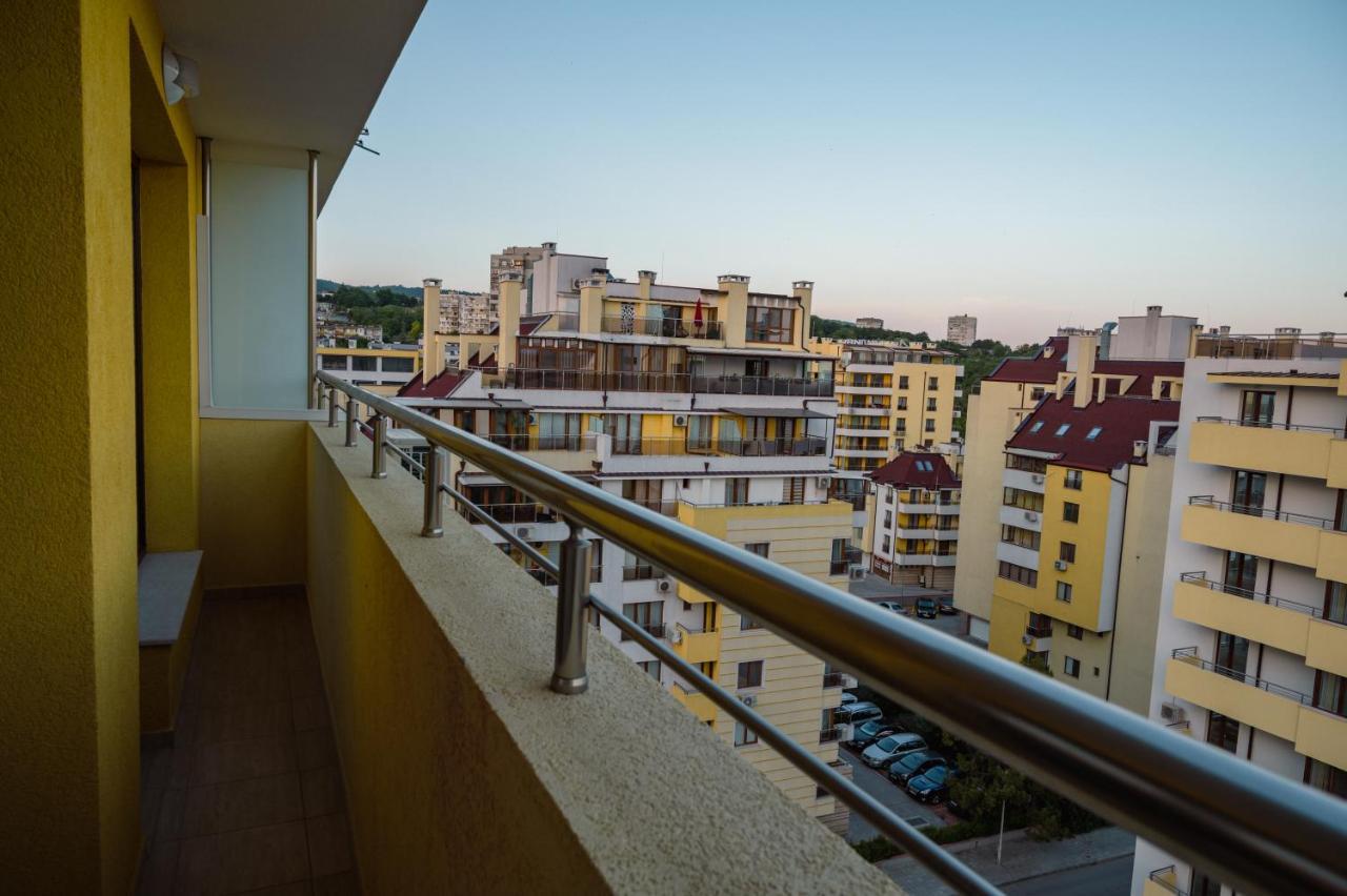 Emerald Suite With Private Parking Varna Exteriér fotografie