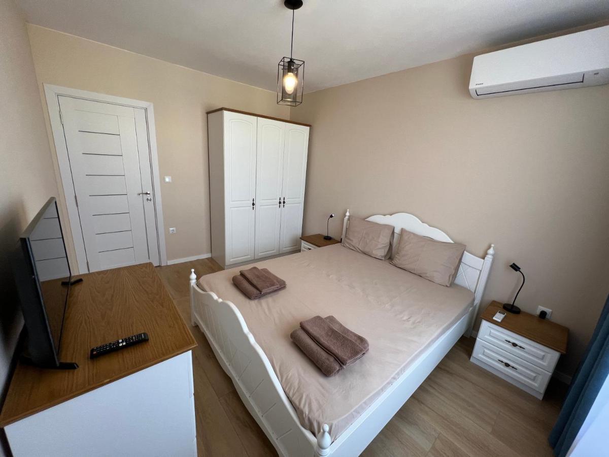 Emerald Suite With Private Parking Varna Exteriér fotografie