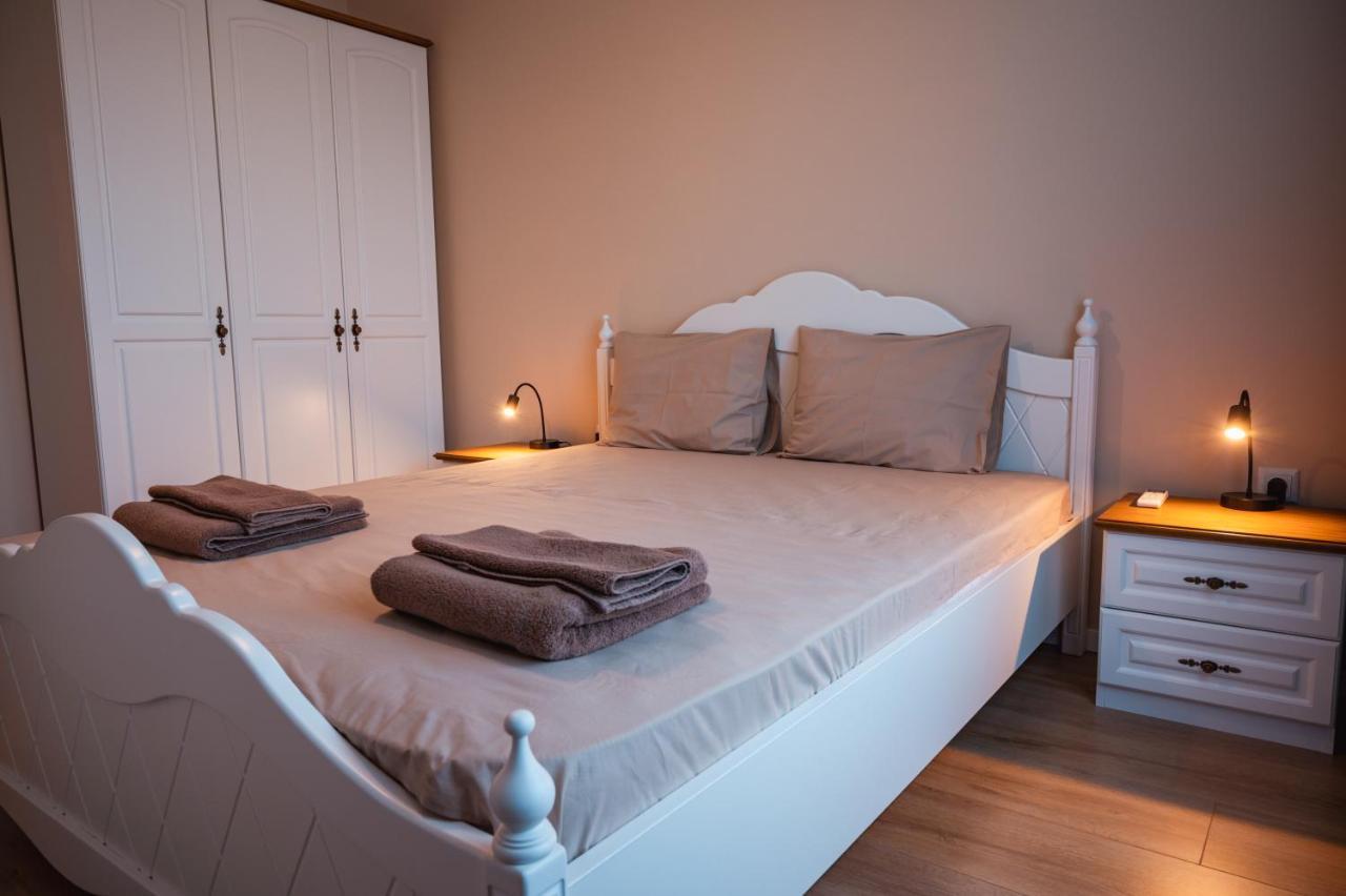 Emerald Suite With Private Parking Varna Exteriér fotografie