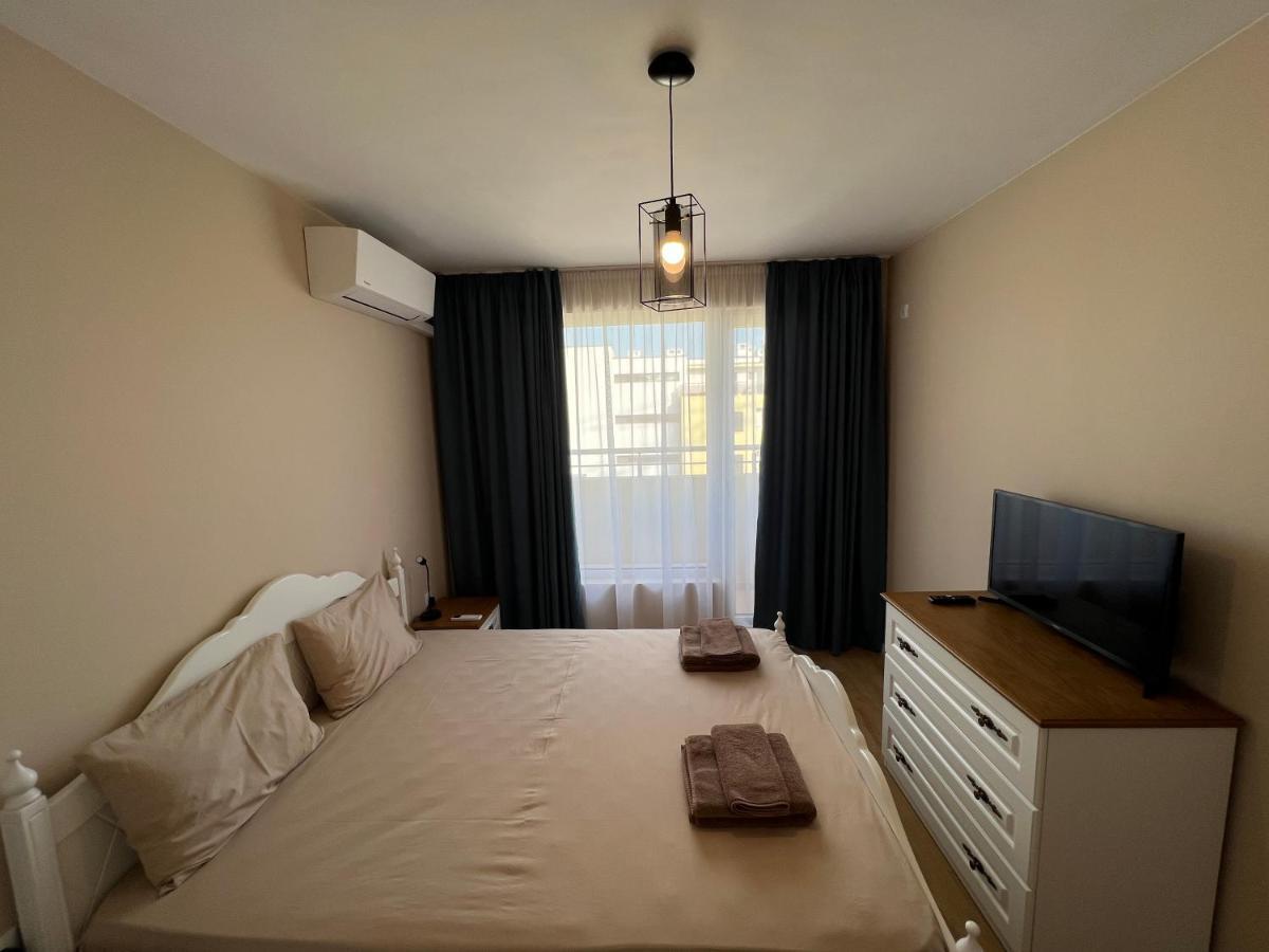 Emerald Suite With Private Parking Varna Exteriér fotografie